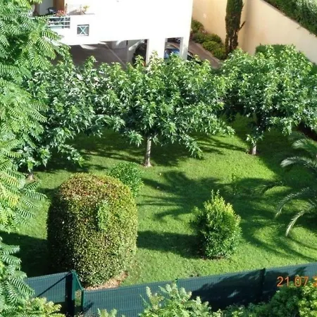 Appartement Studio Avec Garage En Centre Ville Et Proche Plages *